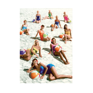 Carte postale Bikini 068 - J'aime regarder les filles sur la plage avec leurs ballons colorés...