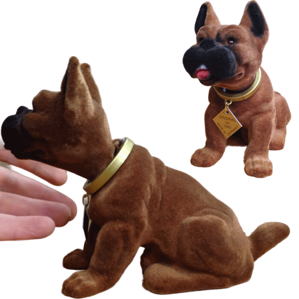 Figurine Chien Hocheur De Tête Pour Tableau De Bord Voiture - Décoration Résine, Avec Adhésif (9,5x6 Cm)